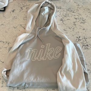 Nike sweatshirt